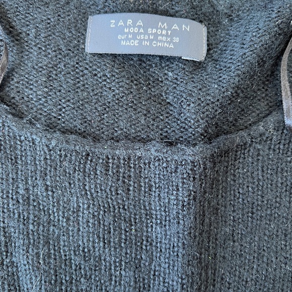 Zara Color Block Mens Sweater - Picture 2 of 2